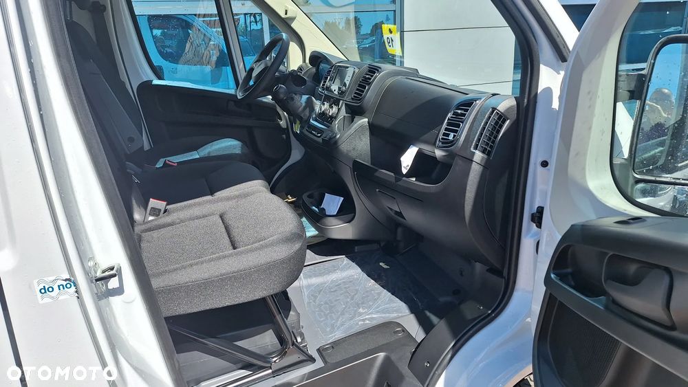 Peugeot Boxer Podwójna Kabina L4 2.2 H3-POWER 180KM MT6 Euro 6E DMC 3.5t Heavy Rozstaw osi 4035mm - 8