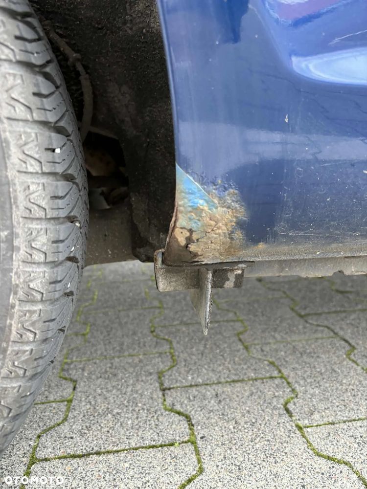 Hyundai Accent 1.4 Comfort - 22