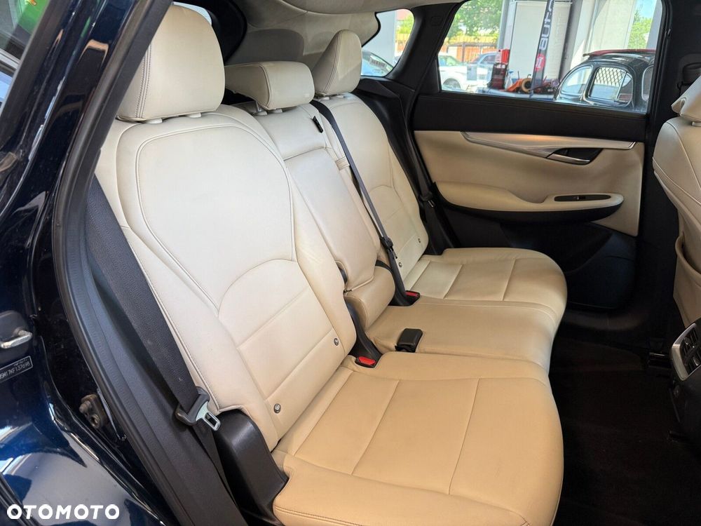 Infiniti QX50 - 15