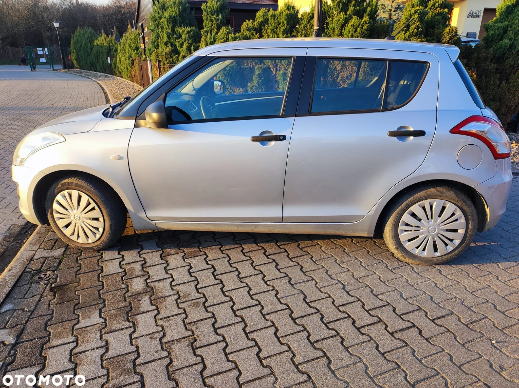 Suzuki Swift - 3