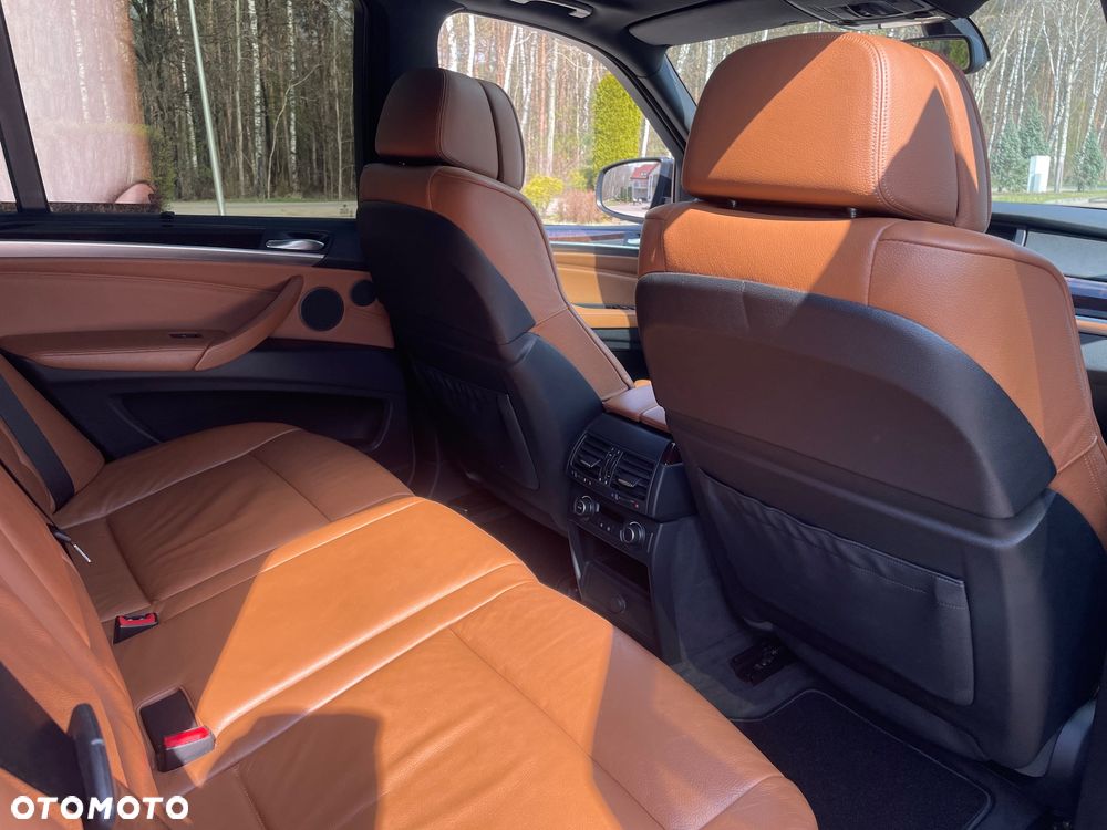 BMW X5 xDrive35d - 22