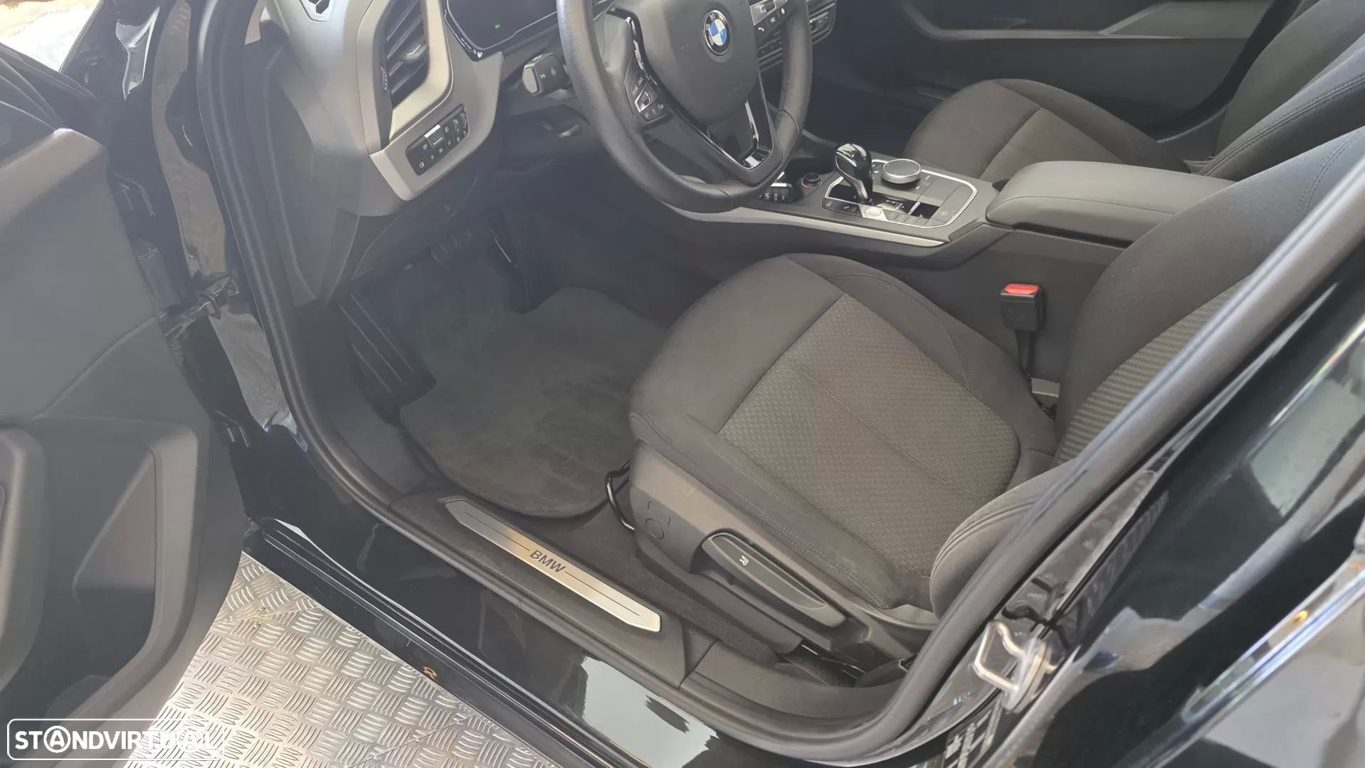 BMW 118 i Corporate Edition Auto - 33