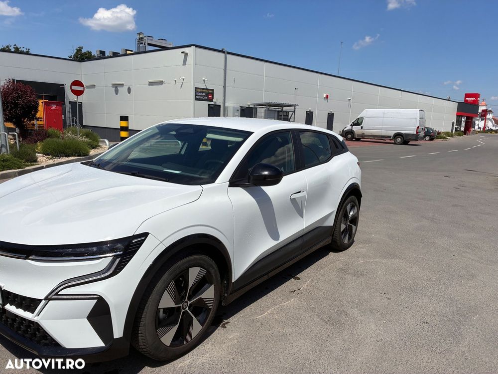 RENAULT Megane 2023 — imagine 6