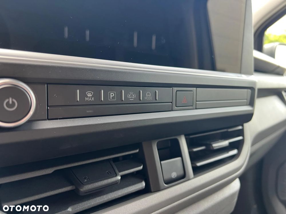 Volkswagen Transporter T7 - 10