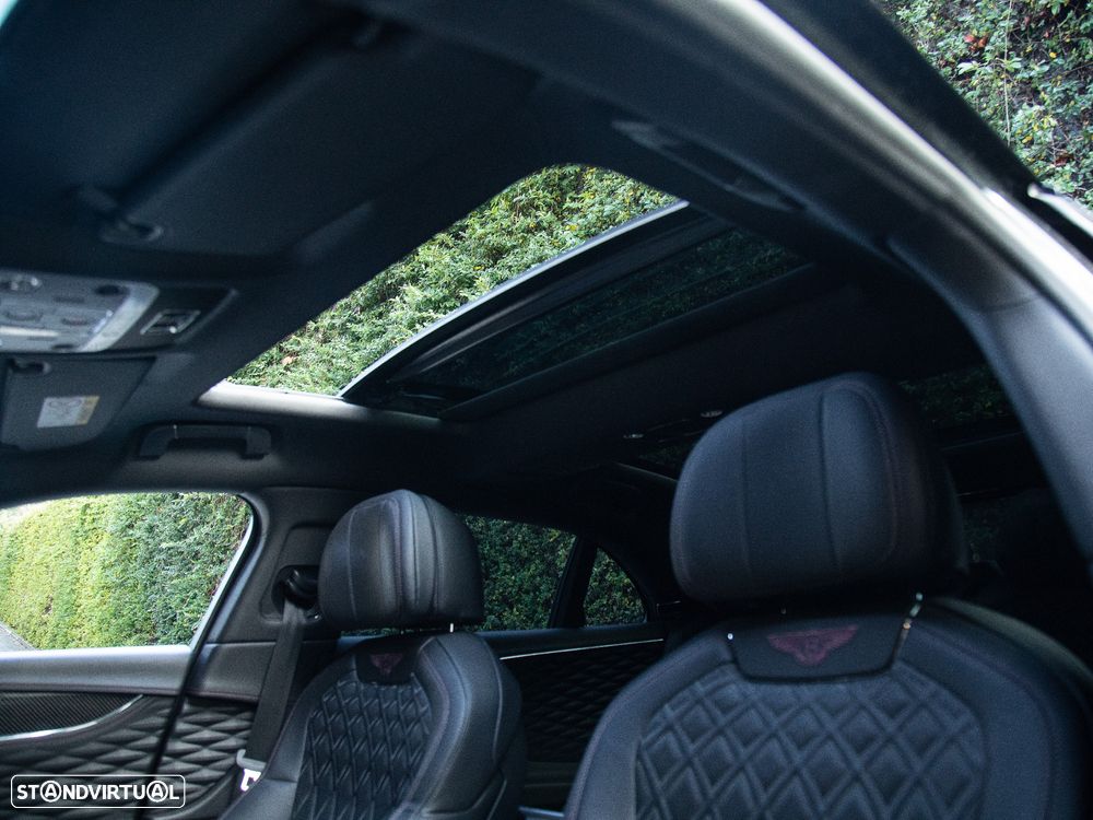 Bentley Flying Spur Hybrid - 45