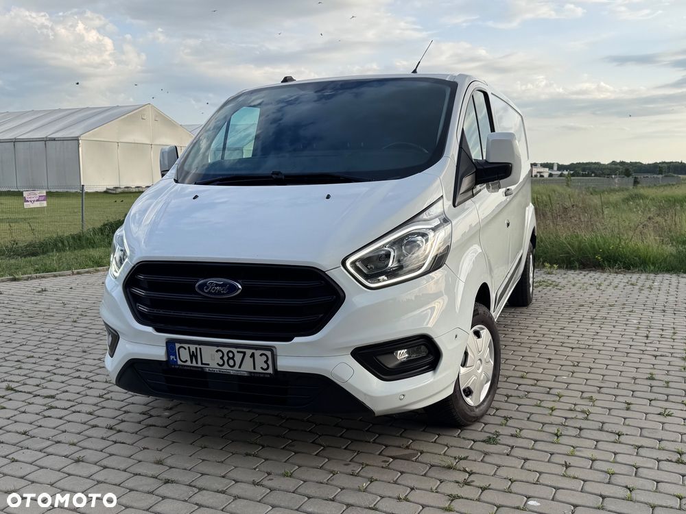 Ford TRANSIT CUSTOM - 12