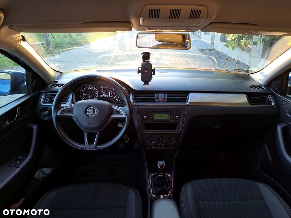 Skoda RAPID 1.6 TDI DPF Elegance - 19