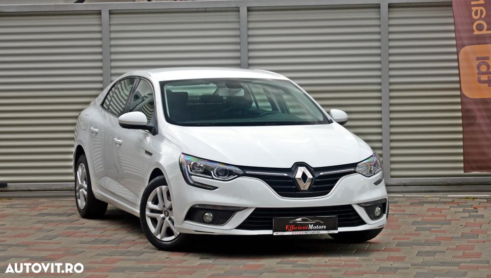 Renault Megane 2020 photo 2