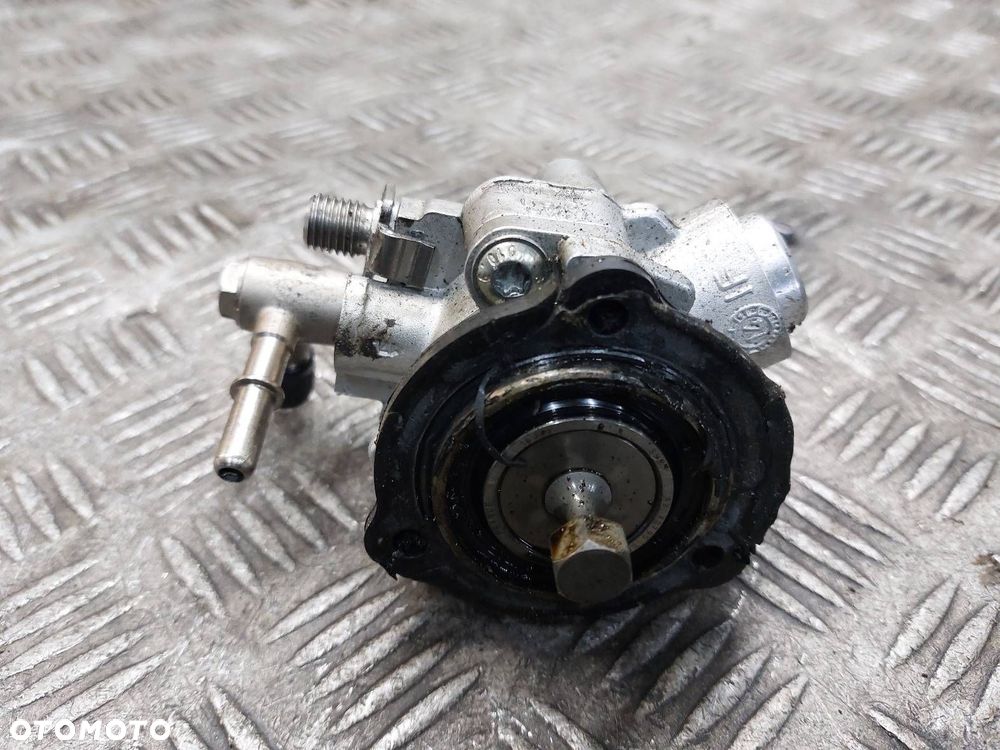 POMPA WTRYSKOWA WYSOKIEGO CIŚNIENIA PALIWOWA OPEL VECTRA C 2.2 16V 24465785 - 2