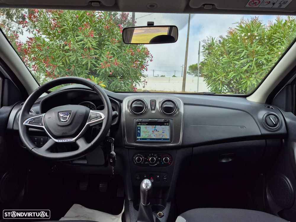 Dacia Logan MCV 0.9 TCe Stepway - 9