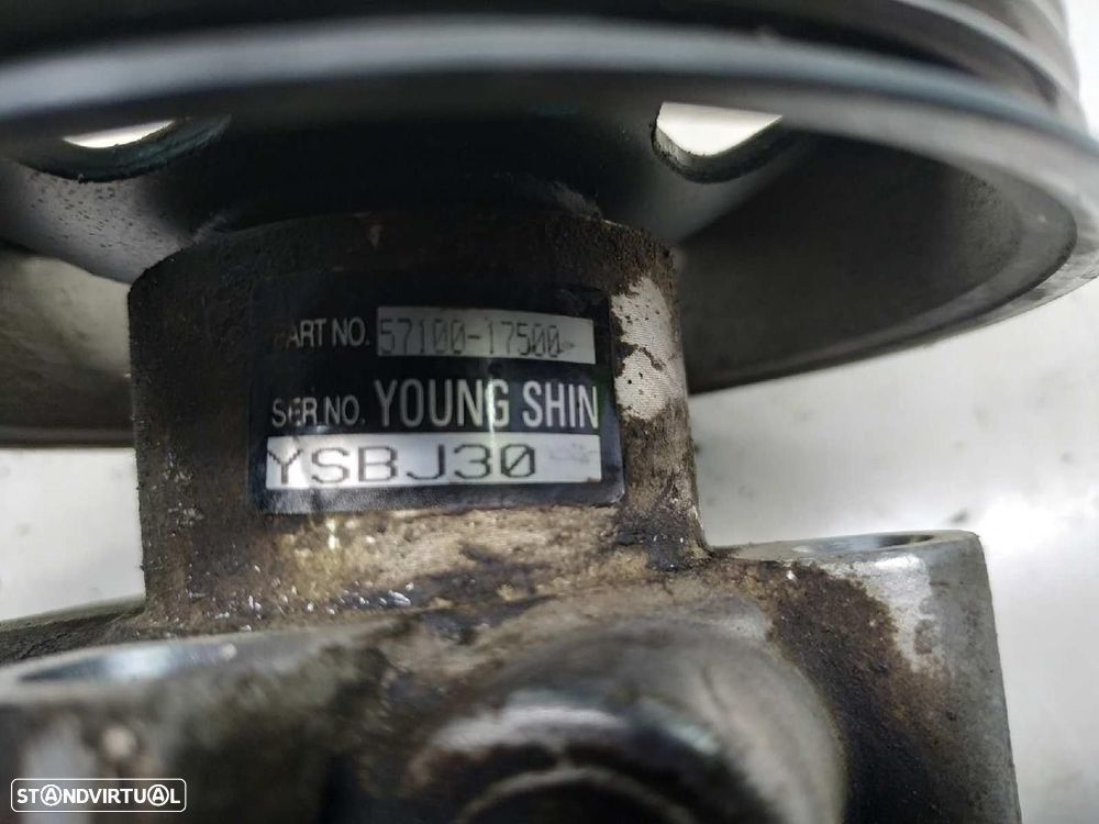 BOMBA DIREÇÃO HYUNDAI MATRIX 2002 -5710017500 - 2