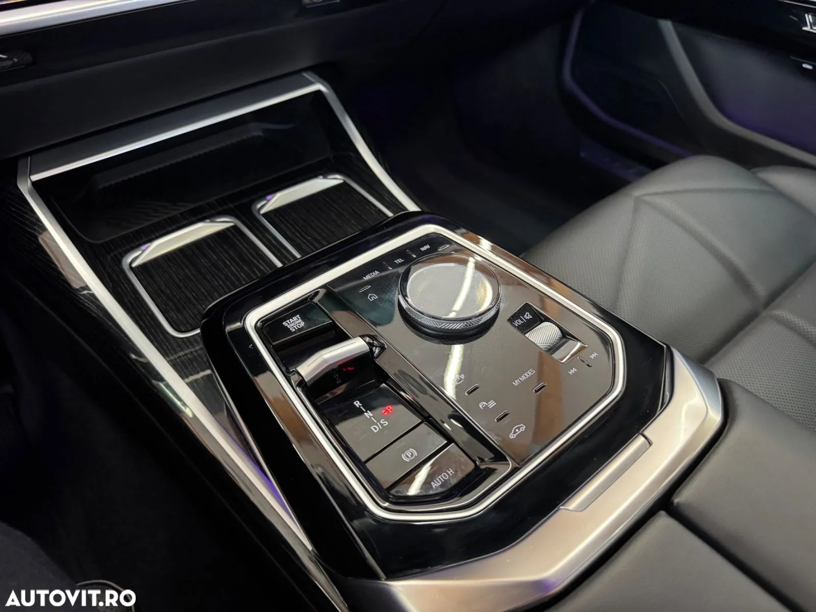 BMW Seria 7 740d xDrive - 22