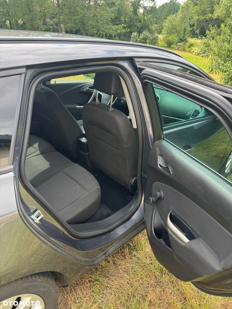 Opel Astra 1.4 Turbo - 9