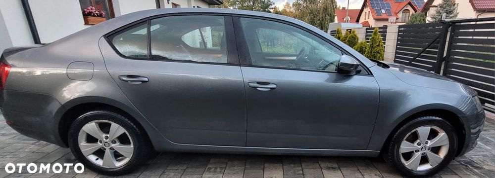 Skoda Octavia 2018 photo 2