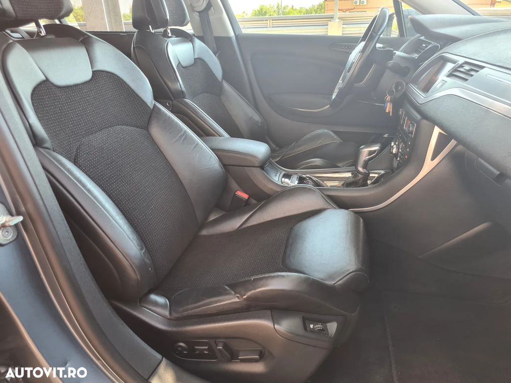 Citroën C5 2.0 HDI Susp H3+ Exclusive - 6