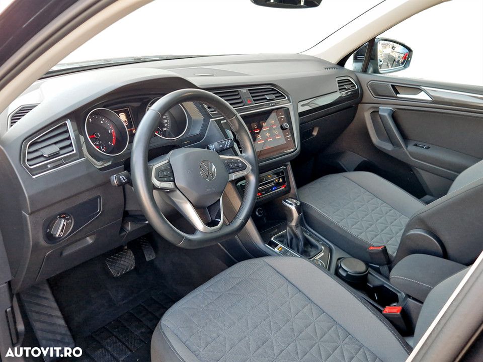 Volkswagen Tiguan 2.0 TDI SCR 4MOTION DSG Life - 18