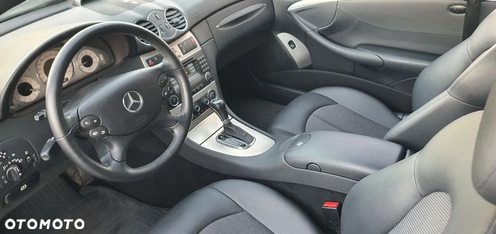 Mercedes-Benz CLK - 30