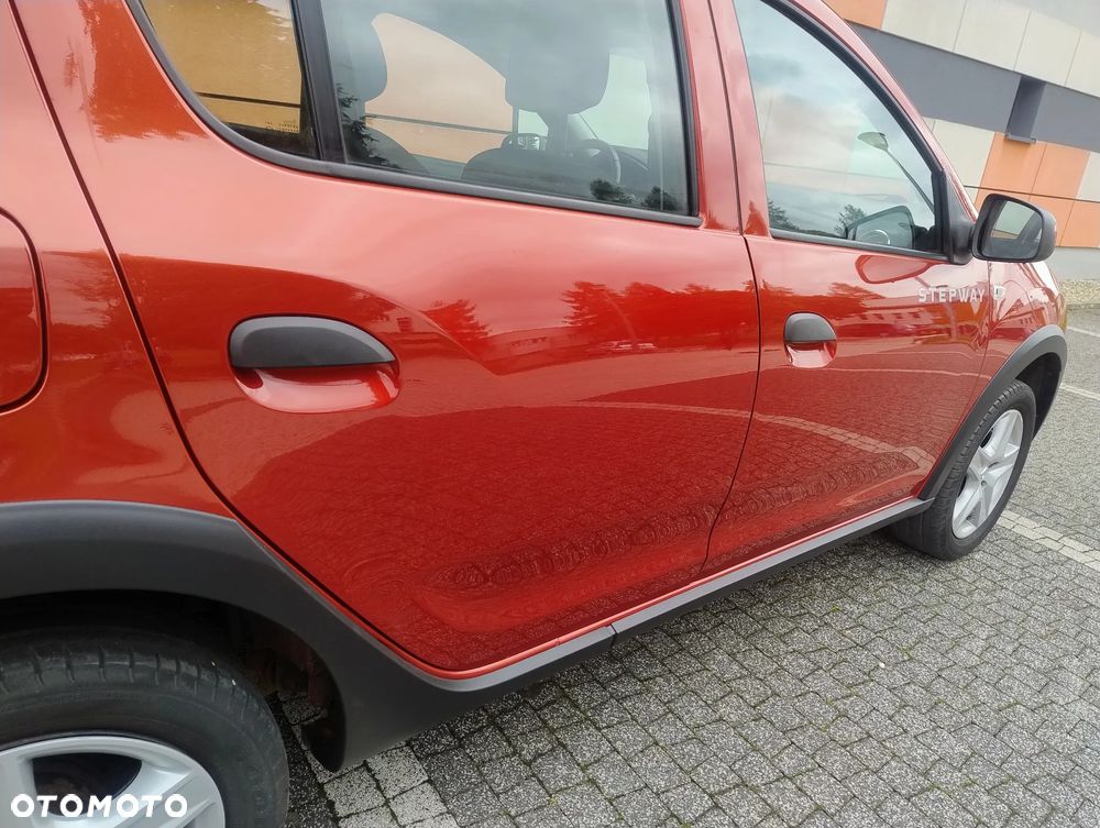 Dacia Sandero 0.9 TCe SL Celebration S&S - 30