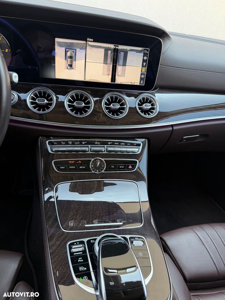 Mercedes-Benz CLS 300 d Aut - 25