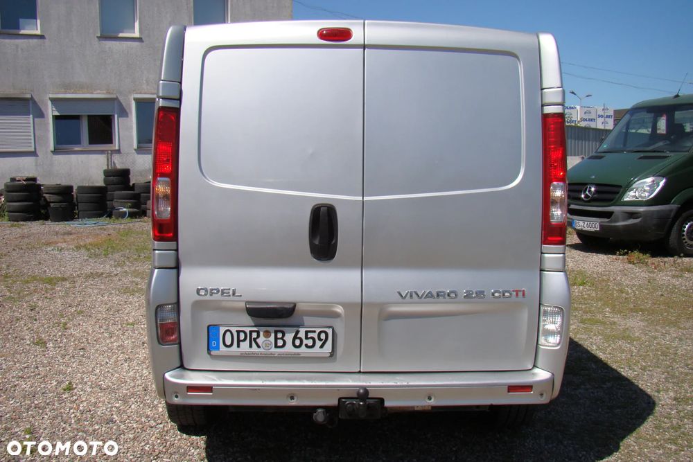 Opel Vivaro - 3