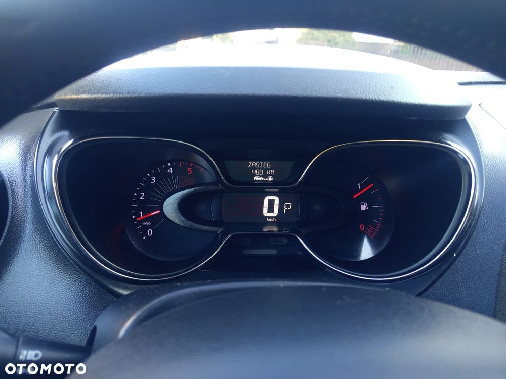 Renault Captur - 13