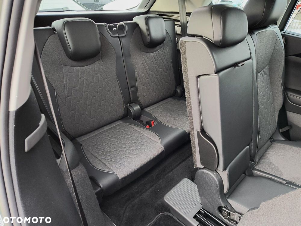 Volkswagen Tayron 2.0 TDI SCR 4Mot Elegance DSG - 27