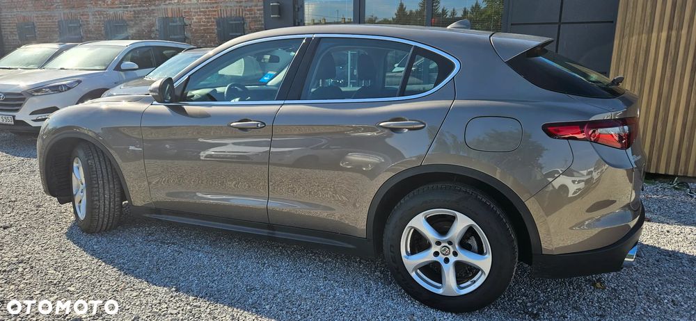 Alfa Romeo Stelvio 2.2 16V AT8 Executive - 13
