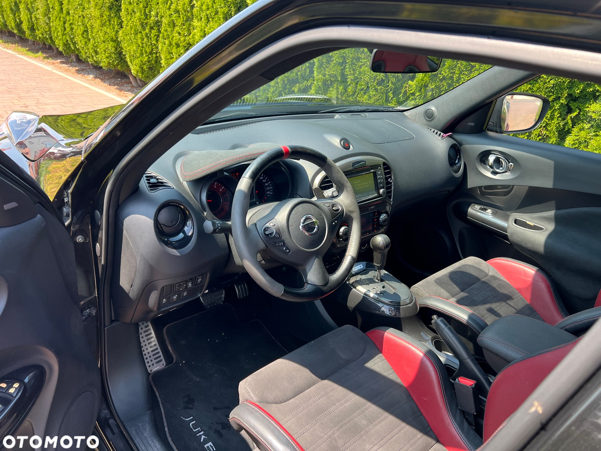 Nissan Juke 1.6 DIG-T Nismo RS 4WD Xtronic EU6 - 18