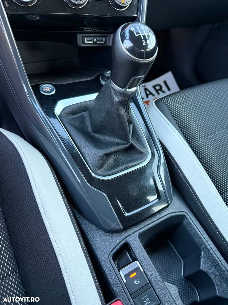 Volkswagen T-Roc 2.0 TDI SCR Style - 15