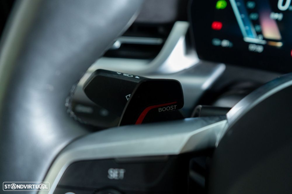 BMW iX2 eDrive20 Pack Desportivo M Pro - 23