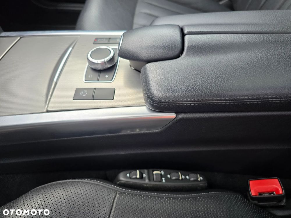 Mercedes-Benz Klasa E 350 d 4Matic 9G-TRONIC AMG Line - 18