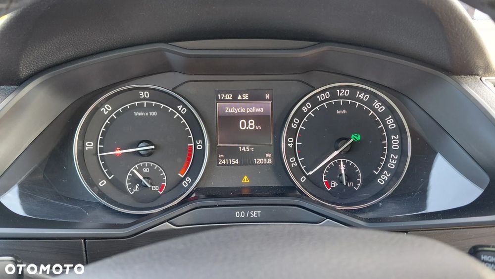 Skoda Superb 2.0 TDI Style DSG - 12