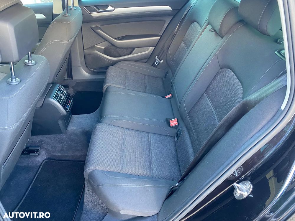 Volkswagen Passat - 6