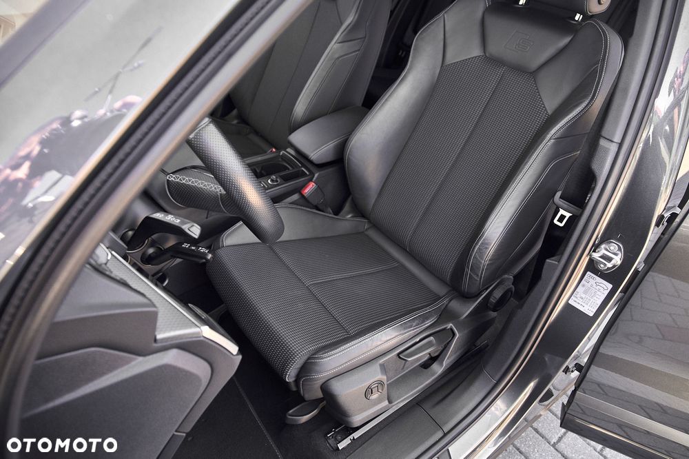 Audi Q3 35 TDI S tronic S line - 25