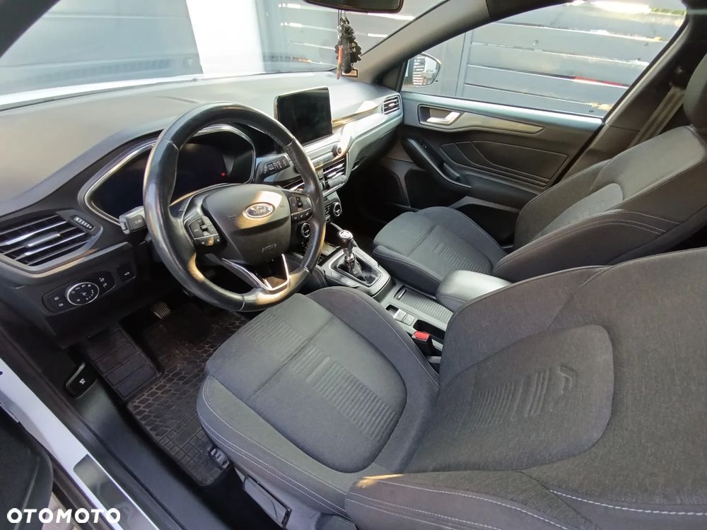 Ford Focus - 6