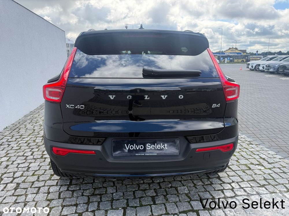 Volvo XC 40 - 39
