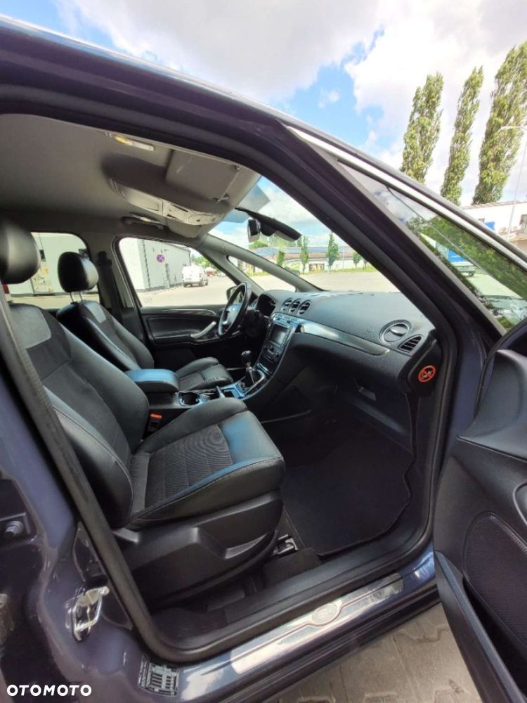 Ford S-Max 2.0 TDCi DPF Titanium - 18