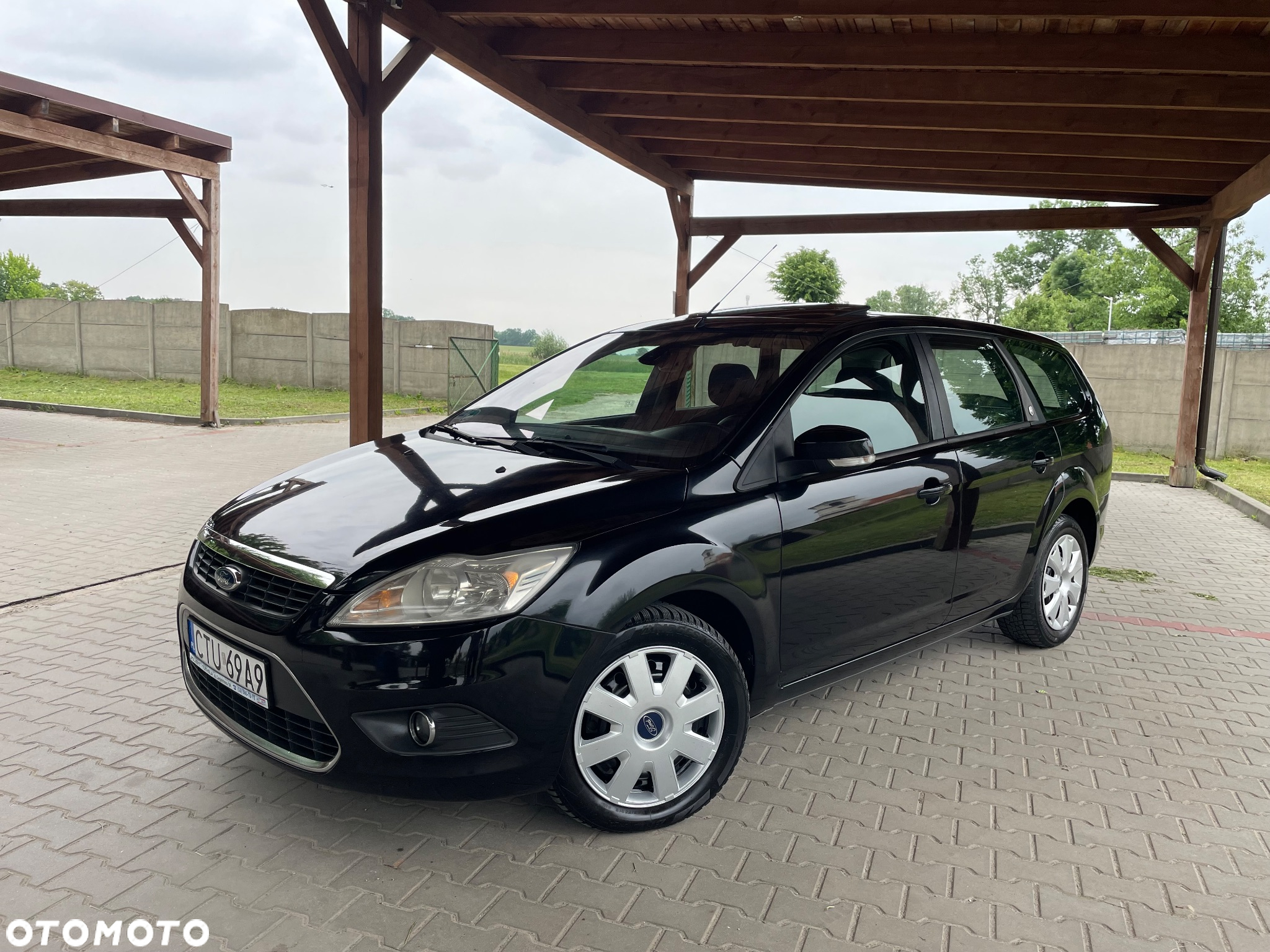 Ford Focus 2.0 TDCi DPF Ghia - 28