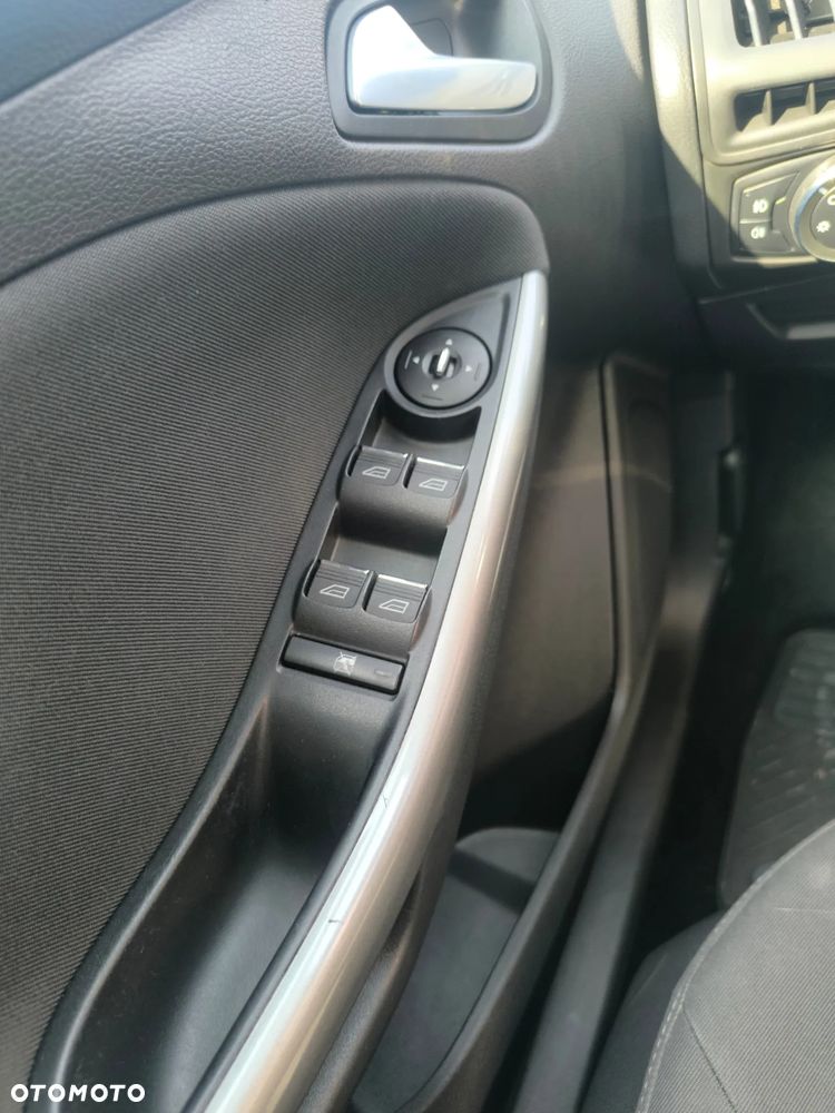 Ford Focus 1.6 TDCi Edition - 8