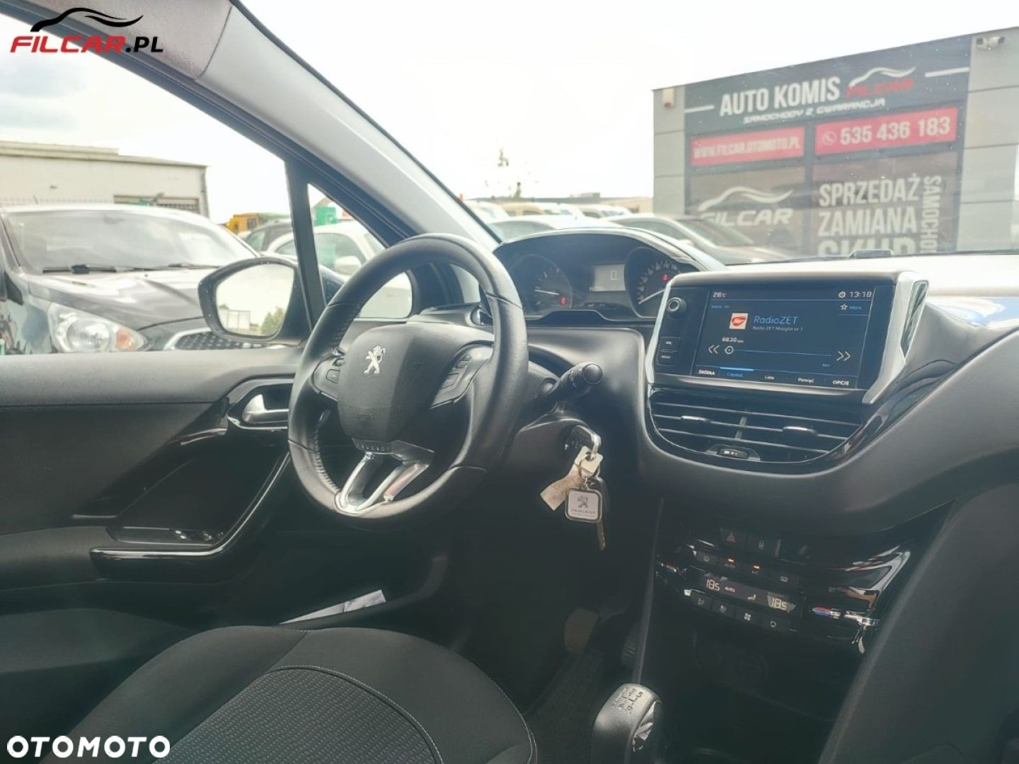 Peugeot 208 - 10