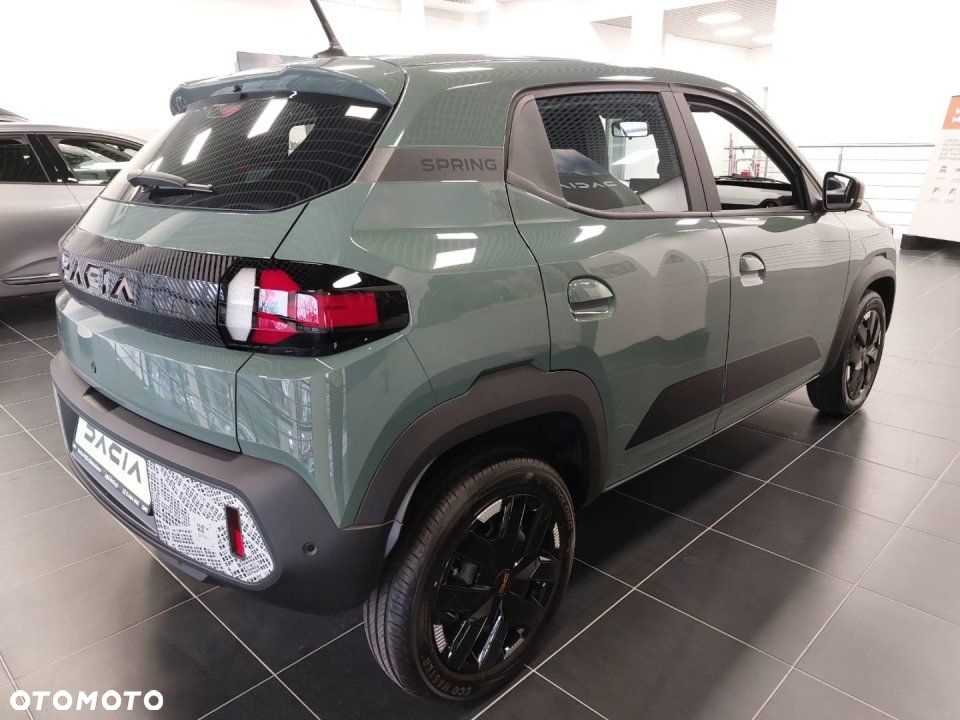 Dacia Spring - 5