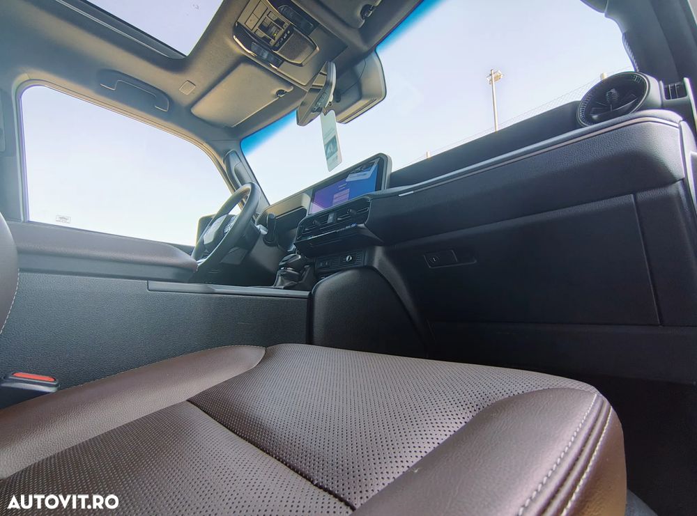 Toyota Land Cruiser 2.8l D-4D 204 CP A/T 7 locuri Luxury AVS - 14