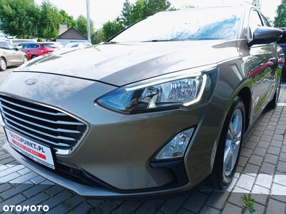 Ford Focus - 8