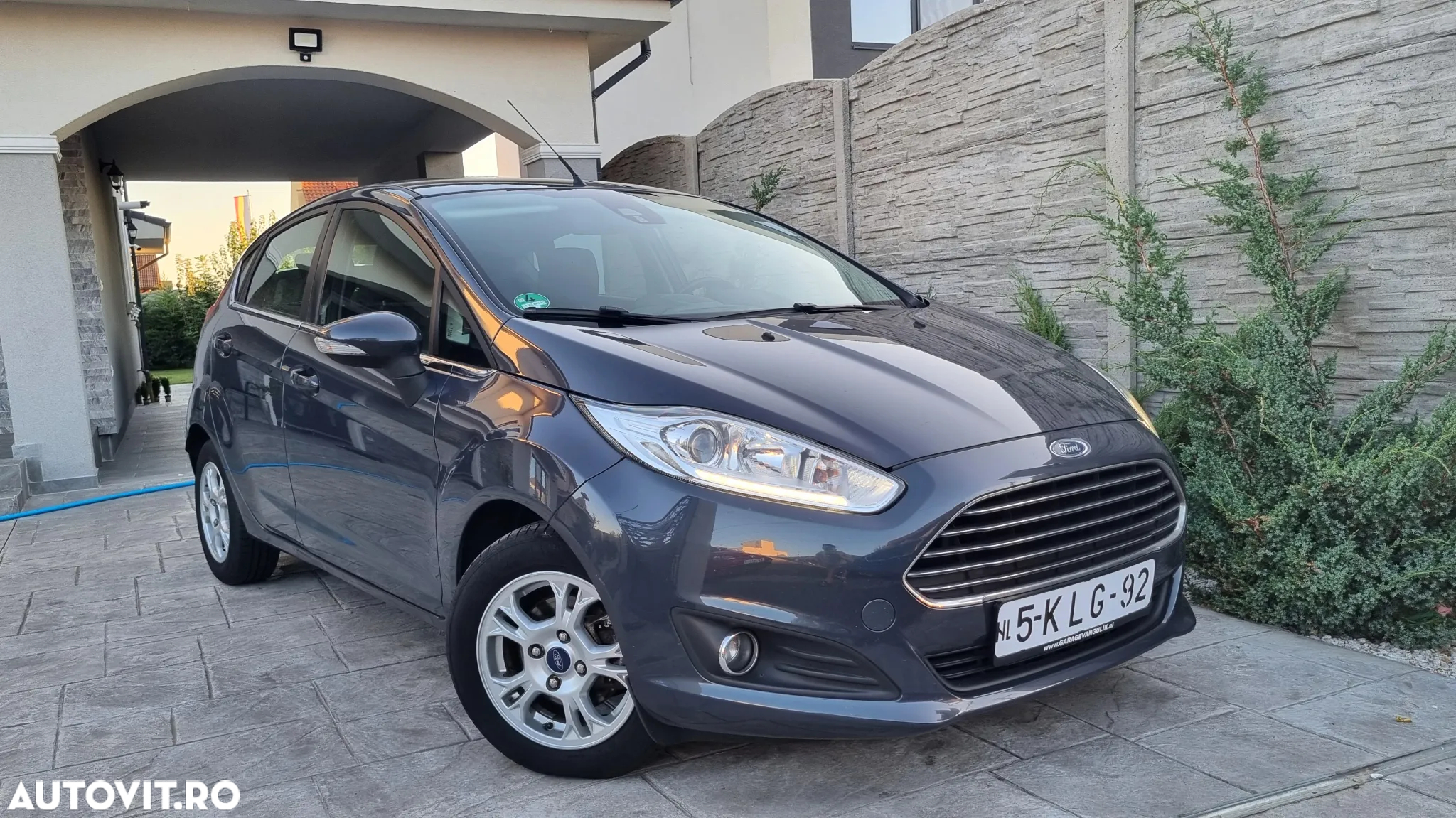 Ford Fiesta 1.6 TDCi DPF Titanium - 2