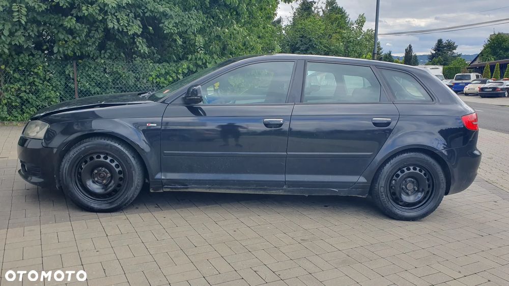 Audi A3 Sportback - 3