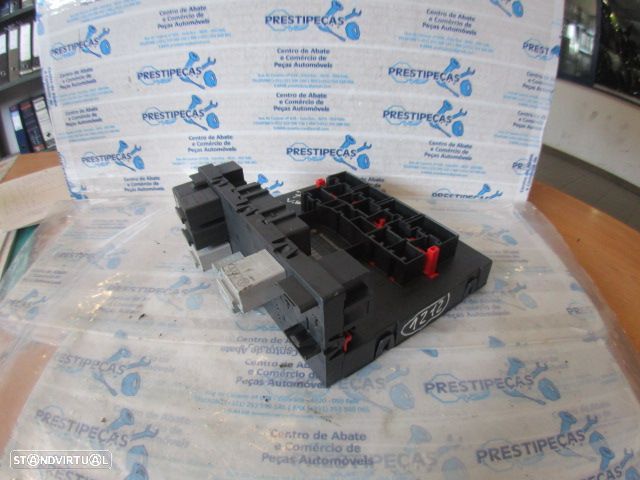 Caixa Fusiveis 1K0937049M VW POLO 6 AW FASE 1 2019 1.0 80CV 5P CINZA ORIGINAL BOSCH - 1
