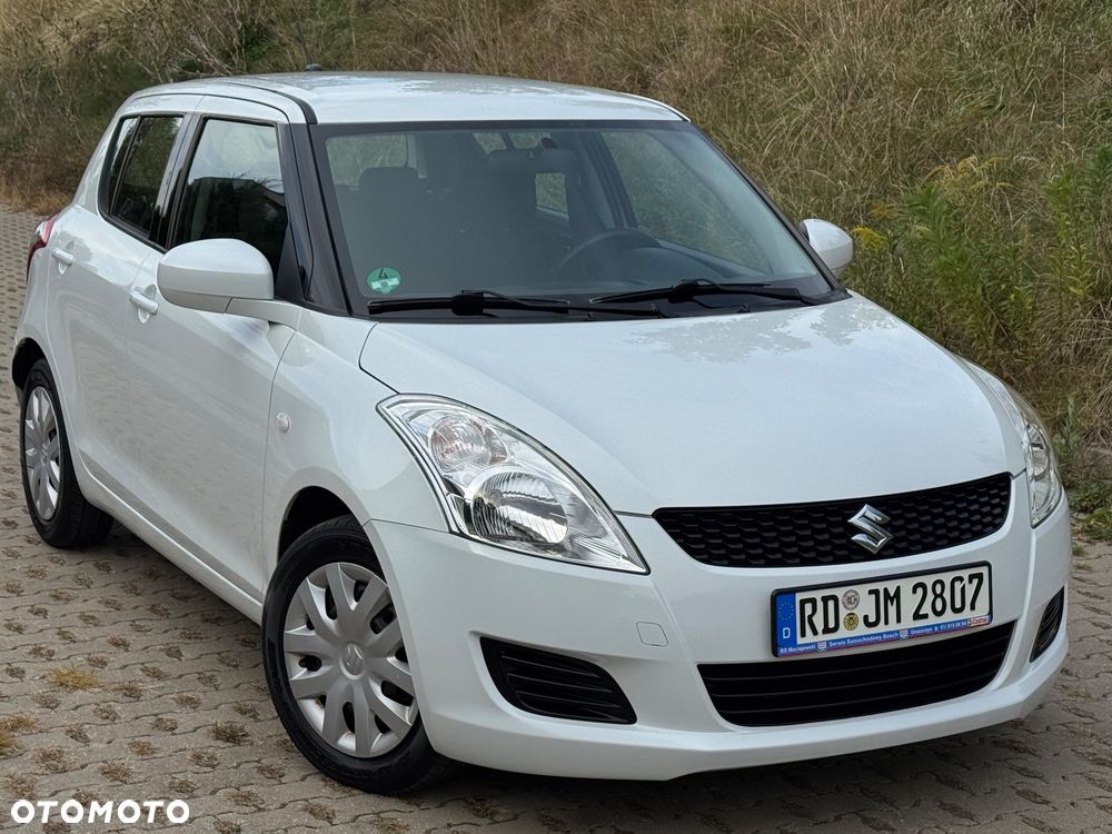 Suzuki Swift - 1