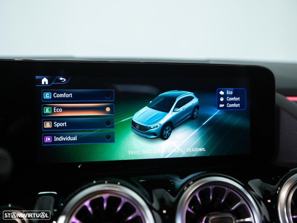 Mercedes-Benz EQA 300 4Matic - 26