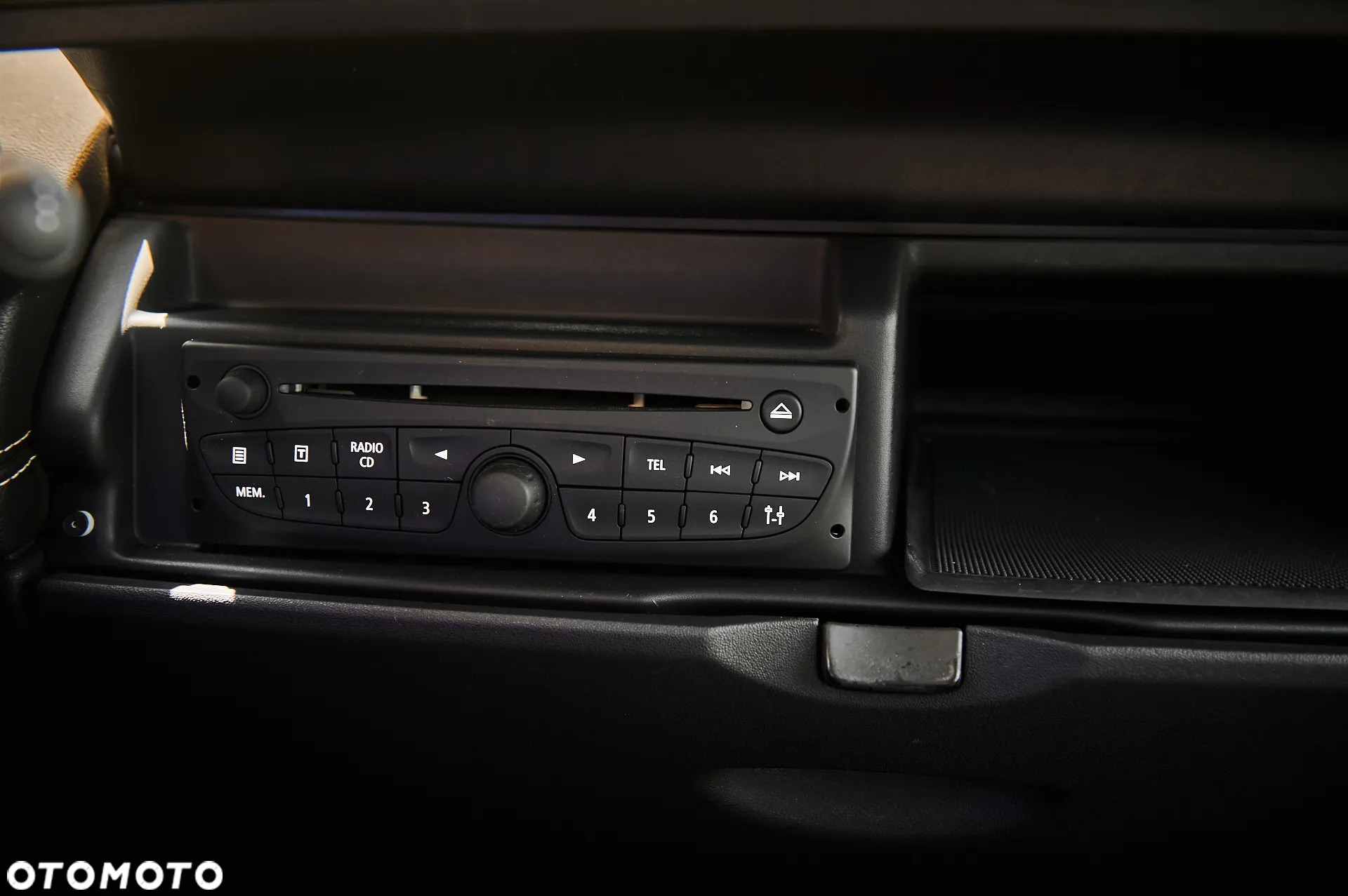 Renault Grand Espace TCe 170 Paris - 28