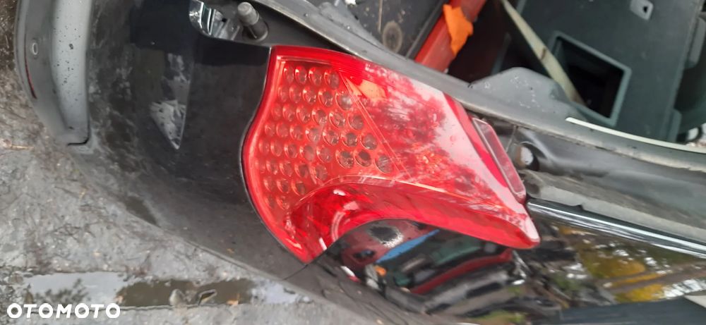 Peugeot 3008 1 2009-16  Maska przód Błotnik Prawy przód Klapa tył Belka tył Lakier KTVD LUSTERKO Prawe 11 pin - 16